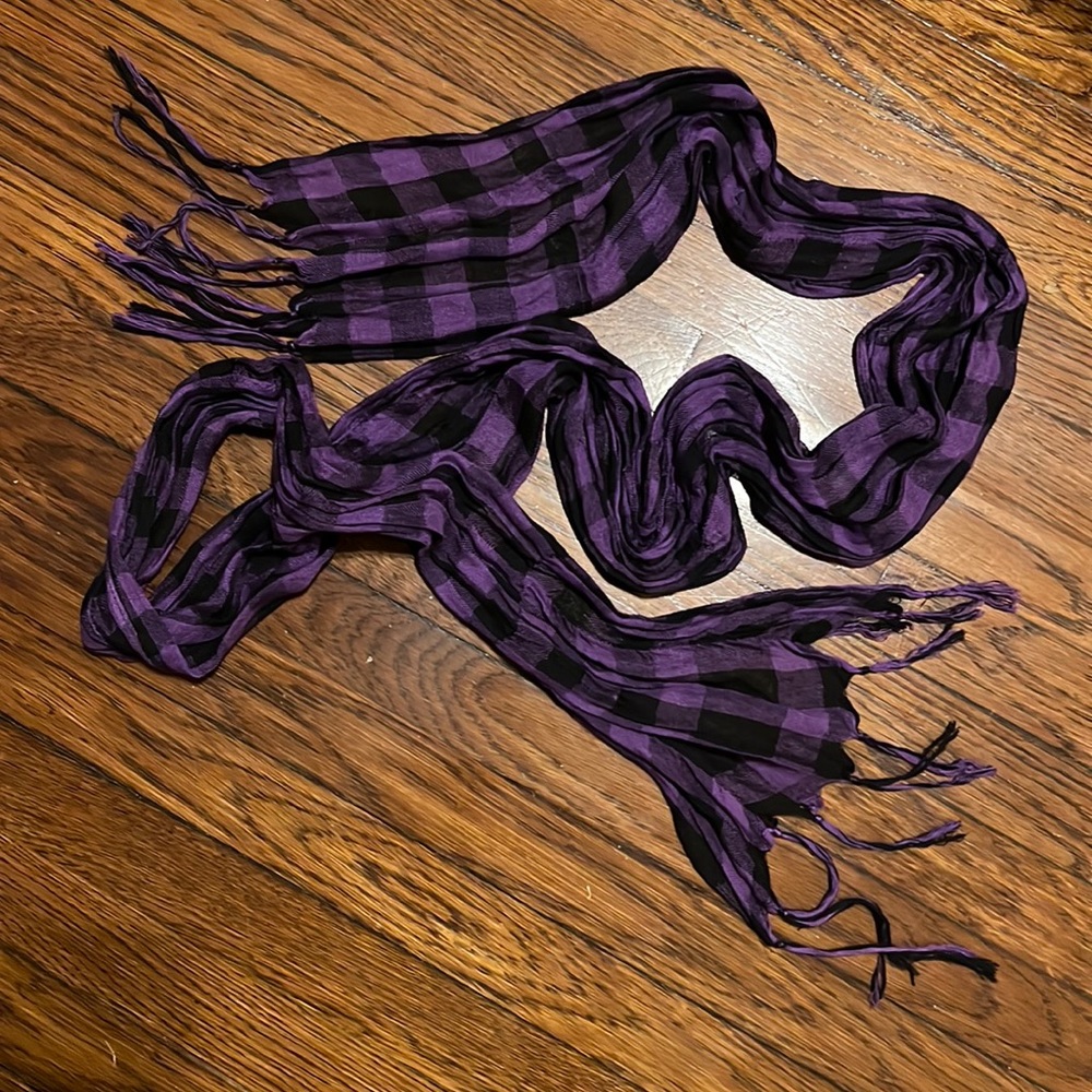 2 Scarves for the price of 1